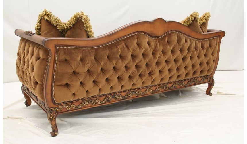 SOFA, COUCH & LOVESEAT Super Good Looking Couch