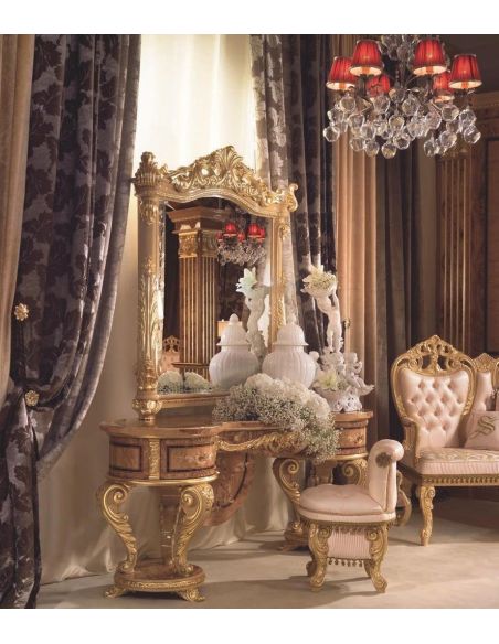 Queen and King Sized Beds Stunning master bedroom from our modern day palace collection