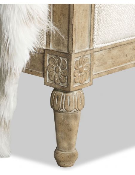 BEDS - Queen, King & California King Sizes Clean modern lines of this elegant queen size bed