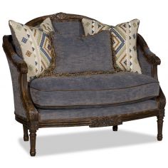 SETTEES, CHAISE, BENCHES Luscious lavender settee