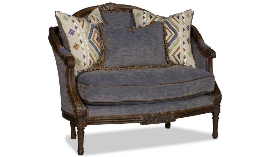 SETTEES, CHAISE, BENCHES Luscious lavender settee