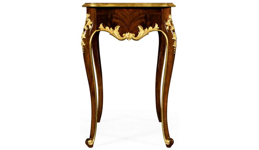TABLES - SIDE, LAMP & BEDSIDE End table gilt carved