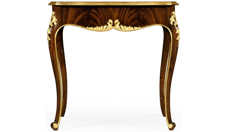 TABLES - SIDE, LAMP & BEDSIDE End table gilt carved
