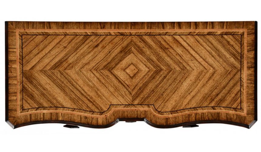 Chest of Drawers Large argentinian walnut chest of drawers