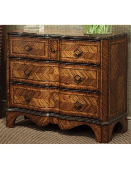 Chest of Drawers Large argentinian walnut chest of drawers