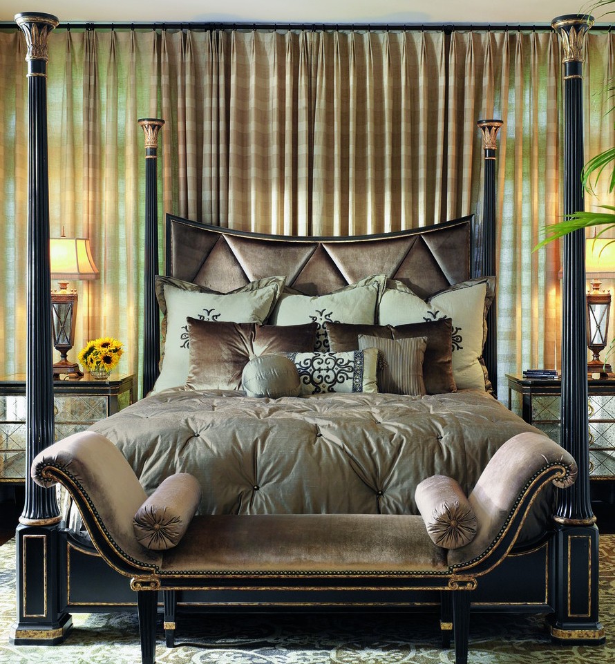 LUXURY BEDROOM FURNITURE Stunning four poster bed