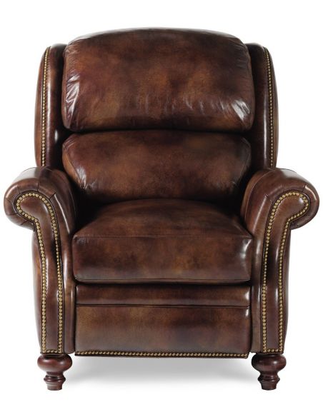 Classic leather lounger