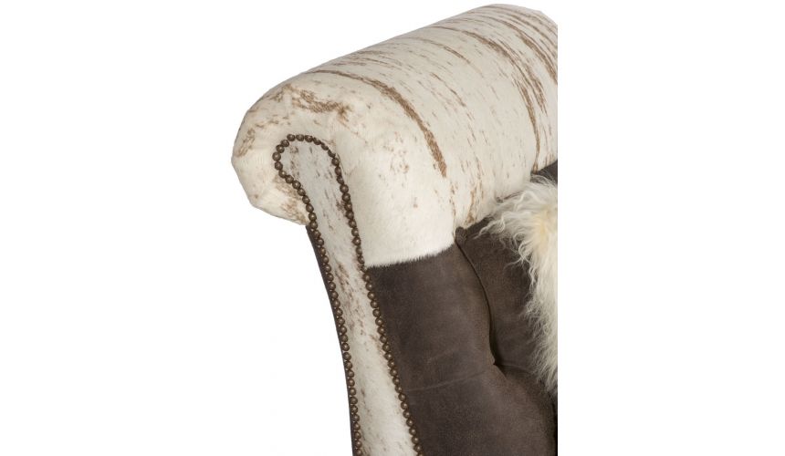 SETTEES, CHAISE, BENCHES Animal print chaise