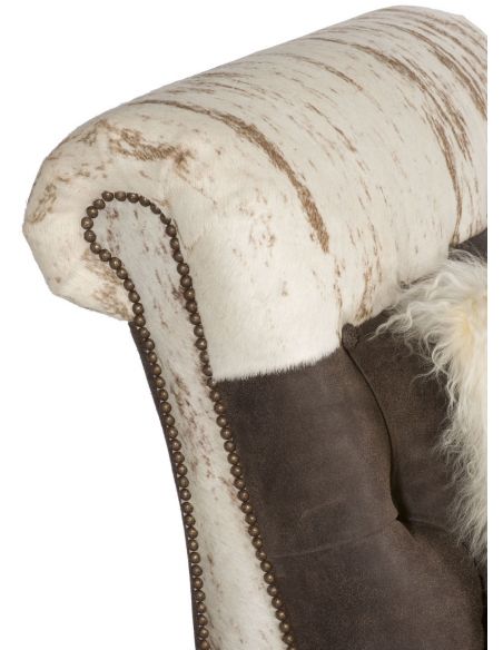 SETTEES, CHAISE, BENCHES Animal print chaise