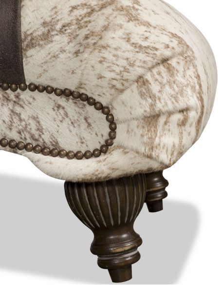 SETTEES, CHAISE, BENCHES Animal print chaise