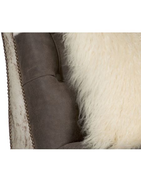 SETTEES, CHAISE, BENCHES Animal print chaise