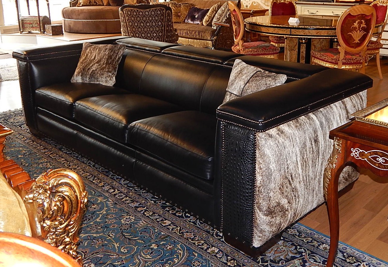SOFA, COUCH & LOVESEAT Best of transitional and western designed luxury sofa