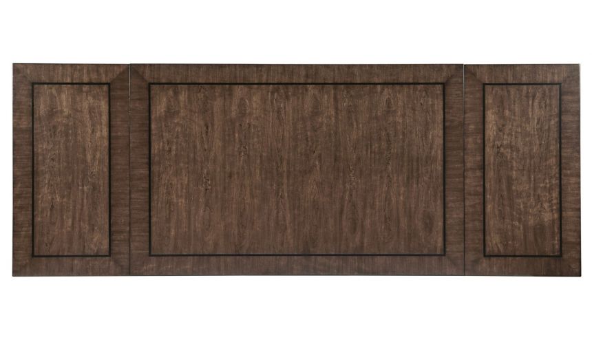 Dining Tables Stylish dining table with a pleasant understated elegance