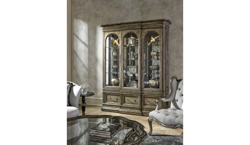 Display Cabinets and Armories High End Showcase Cabinet