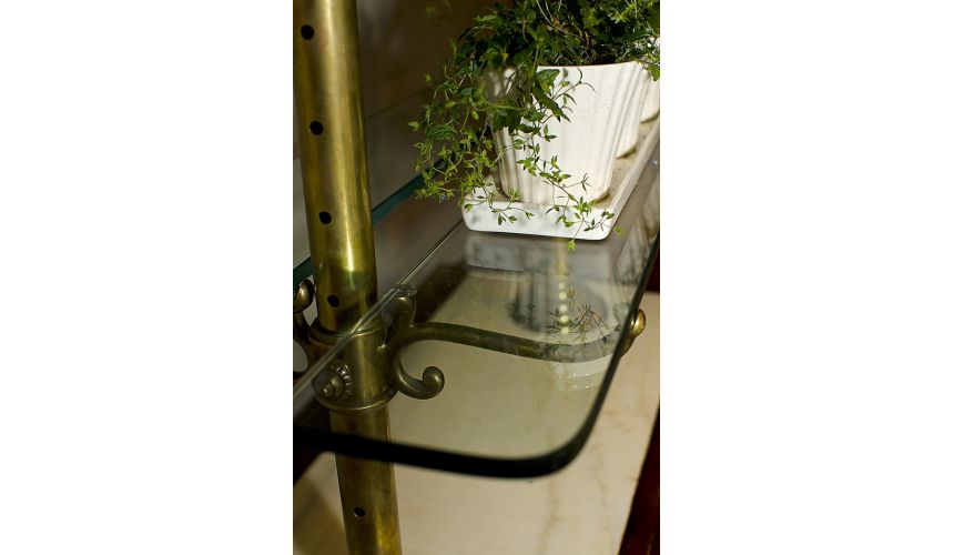 Breakfronts & China Cabinets Cheesecake Serving Stand