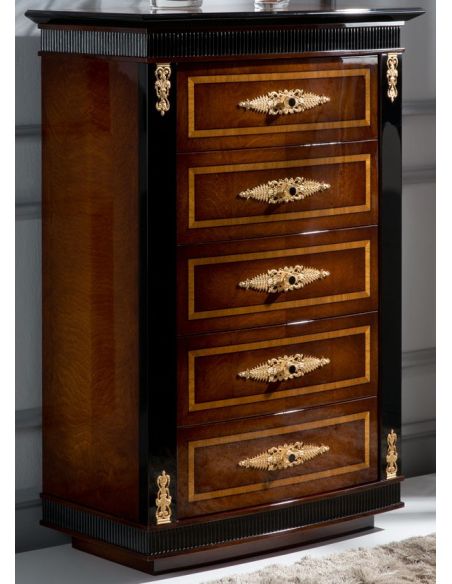 WESTERLY COLLECTION. CHEST OF DRAWERS