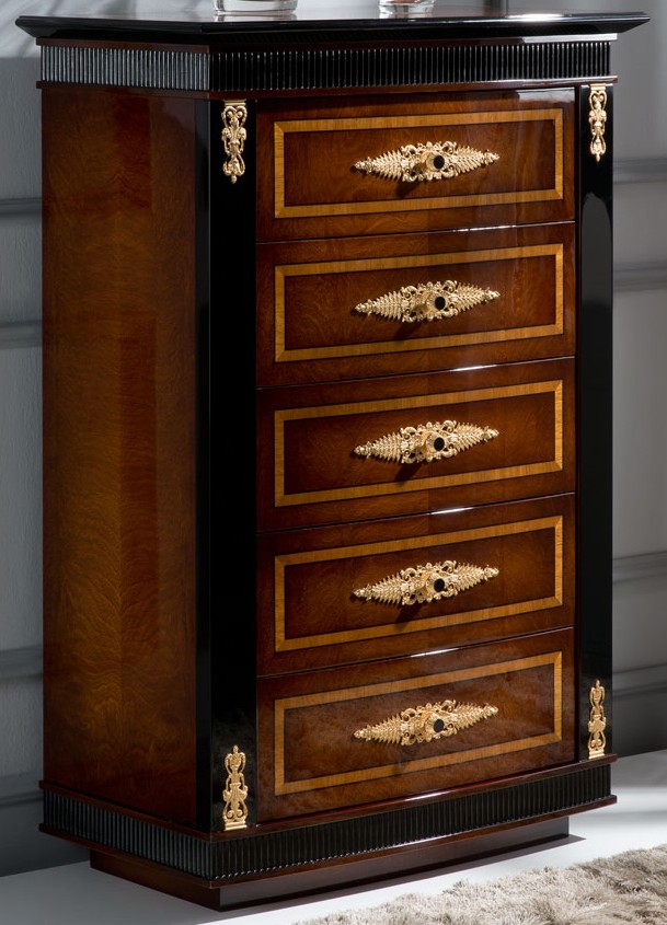 Chest of Drawers WESTERLY COLLECTION. CHEST OF DRAWERS