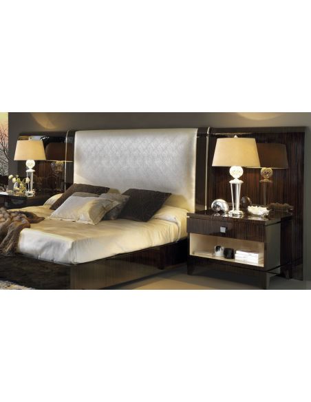 Mirrors, Screens, Decrative Pannels BENTLY COLLECTION. BED HEAD