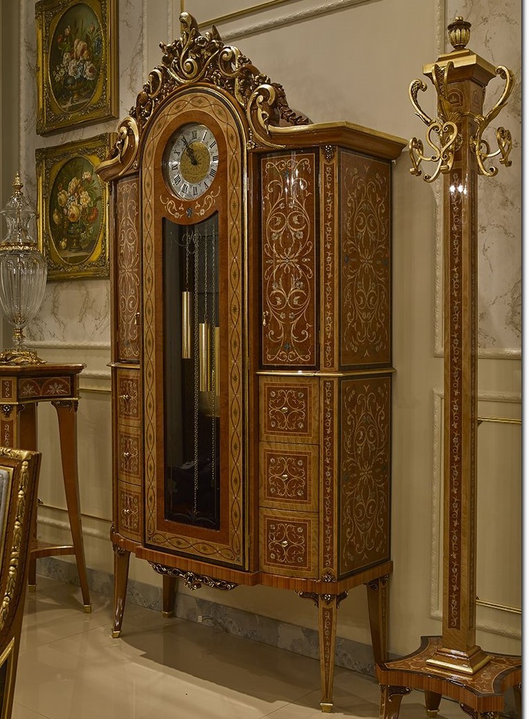Display Cabinets and Armories Royal and Luxurious Grandfather Clock from our Venetian modern classic collection 7016