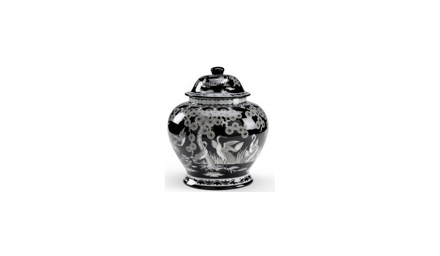 Decorative Accessories Pine Design Porcelain Urn