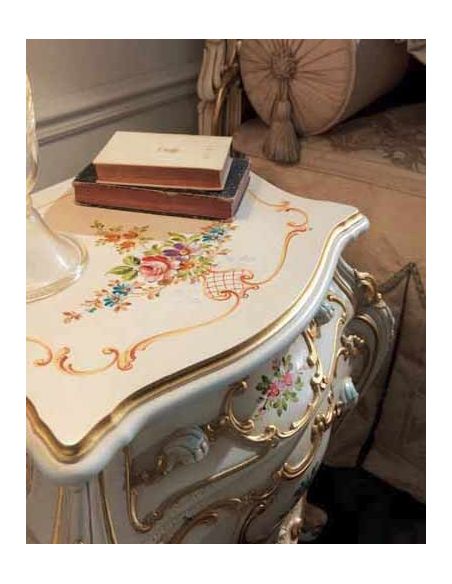 Luxury Bedroom Furniture Beautiful and Luxurious Princess Bed Set from our European hand painted furniture collection. 7275
