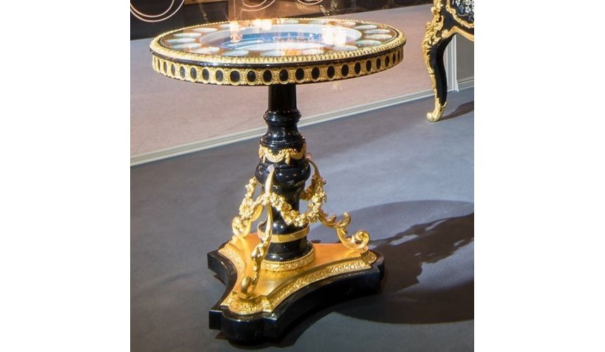 Furniture Masterpieces Luxurious Golden and Black Small Table from our furniture showpiece collection. 7318