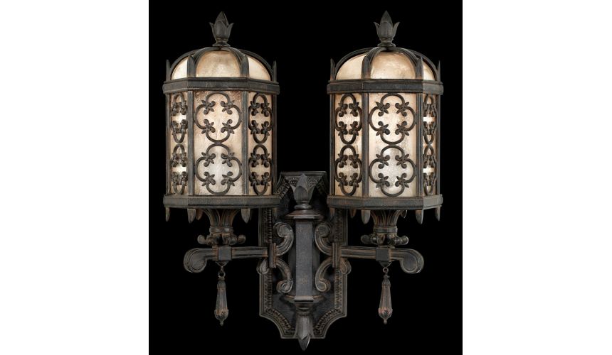 Lighting Two-arm perched bottom wall mount in stylized quatrefoil design