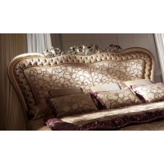 Queen and King Sized Beds High End Velvet Petals Bedroom Furniture Set 2