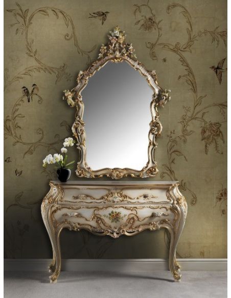 Luxury Bedroom Furniture Beautiful and Luxurious Princess Bed Set from our European hand painted furniture collection. 7275