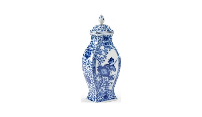 Decorative Accessories Lotus Leaf Patterned Covered Vase