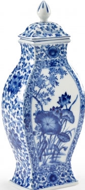 Decorative Accessories Lotus Leaf Patterned Covered Vase