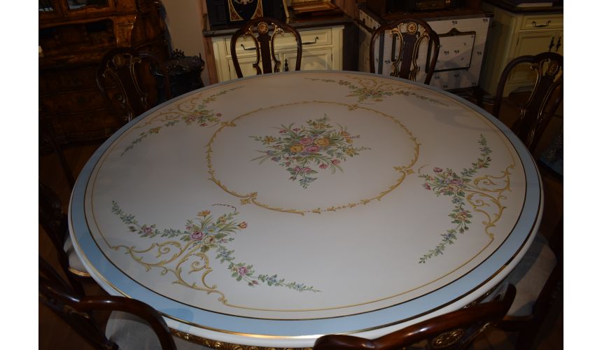 Handmade Italian Luxury Furniture Perfect formal dining set for an exceptional dining room