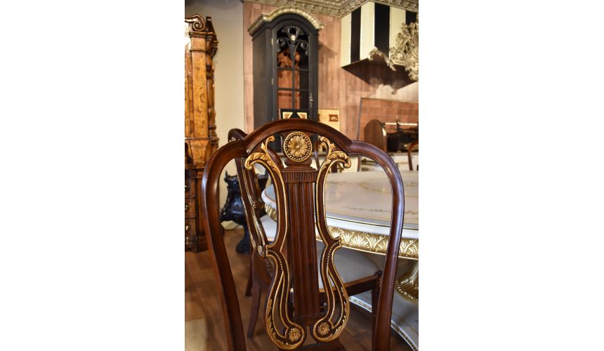 Handmade Italian Luxury Furniture Perfect formal dining set for an exceptional dining room