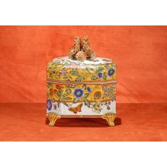 Decorative Accessories High Quality Furniture Hand Painted Footed Box