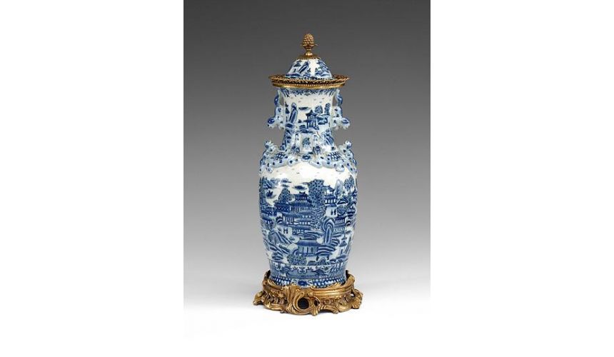 Decorative Accessories Luxury Interior Decor Chinese Temple Vase