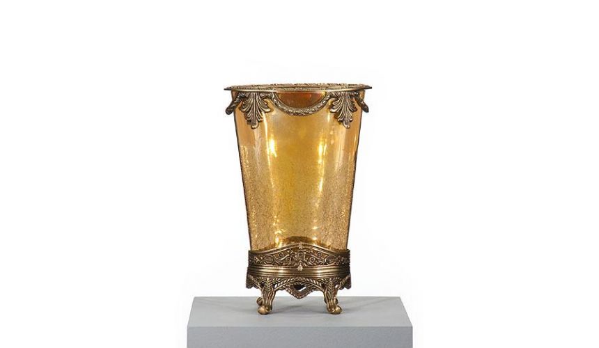 Decorative Accessories Luxury Inerior Decor Glass Vase With Stand