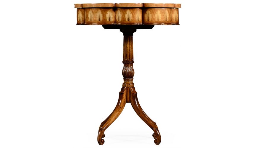 Sheraton style lobed work box.