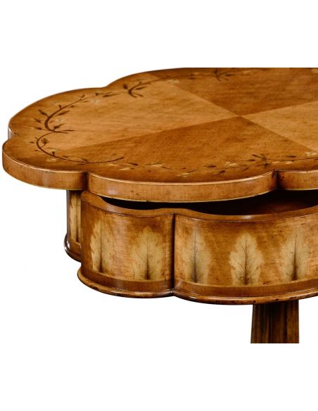 Sheraton style lobed work box.