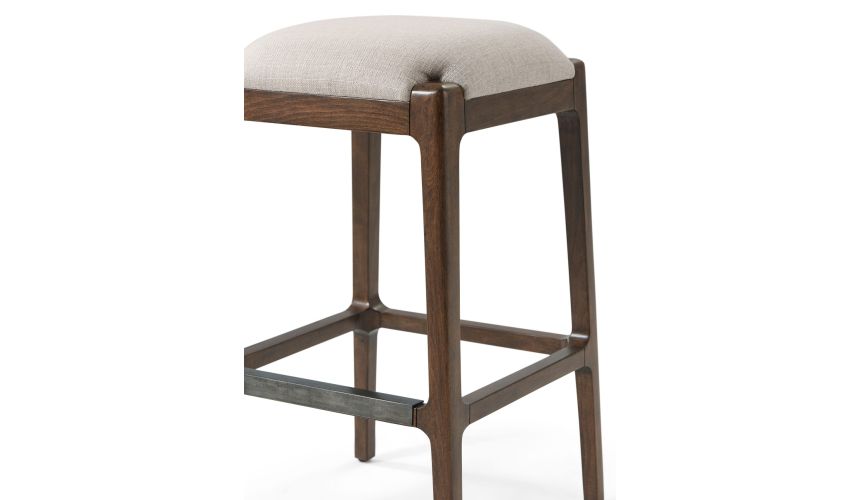 backless bar stool
