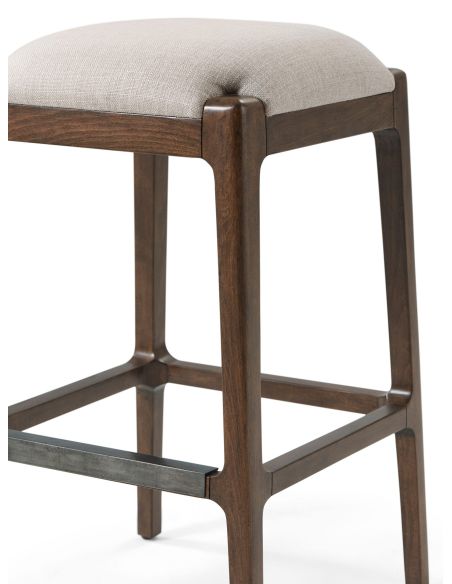 backless bar stool