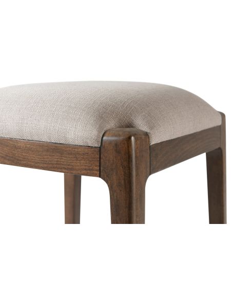backless bar stool