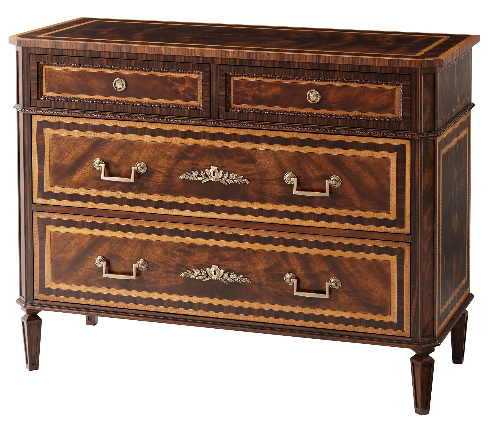 Traditional chest of drawers