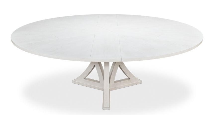 Beautiful Casual Jupe Dining Table 84