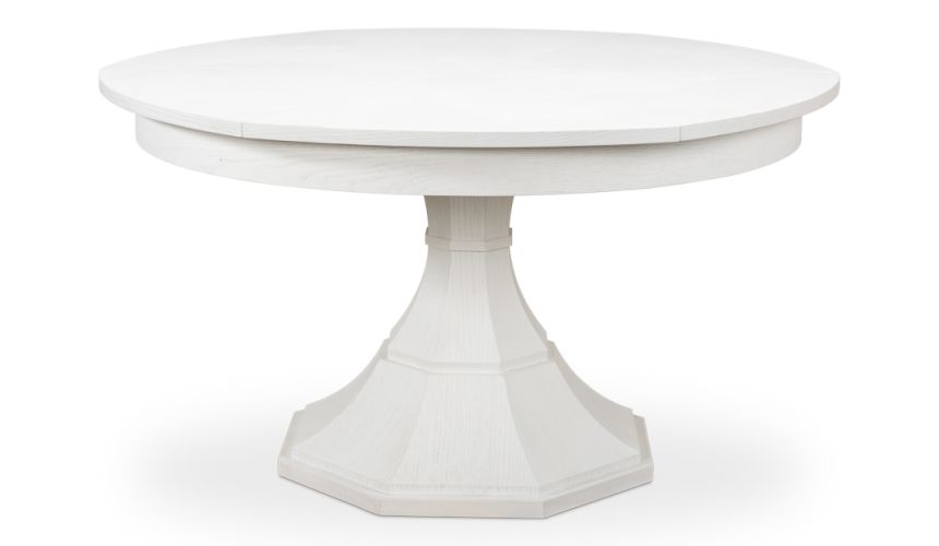 Elegant and stylish Jupe Table