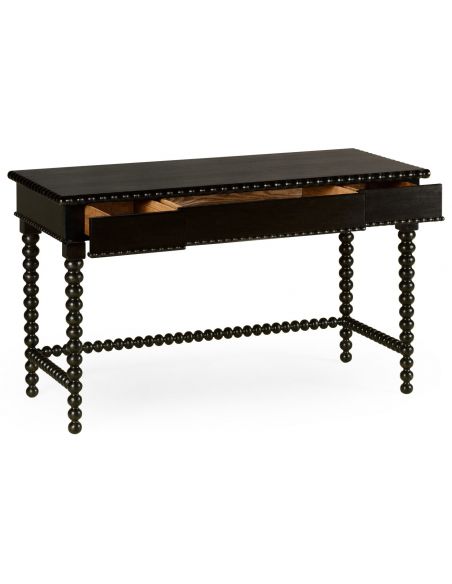 Strathraven dressing table