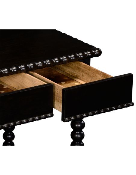 Strathraven dressing table
