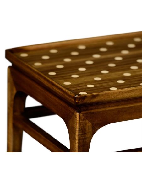 Leyburn mini table
