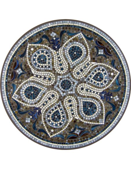 Varicolored mosaic design