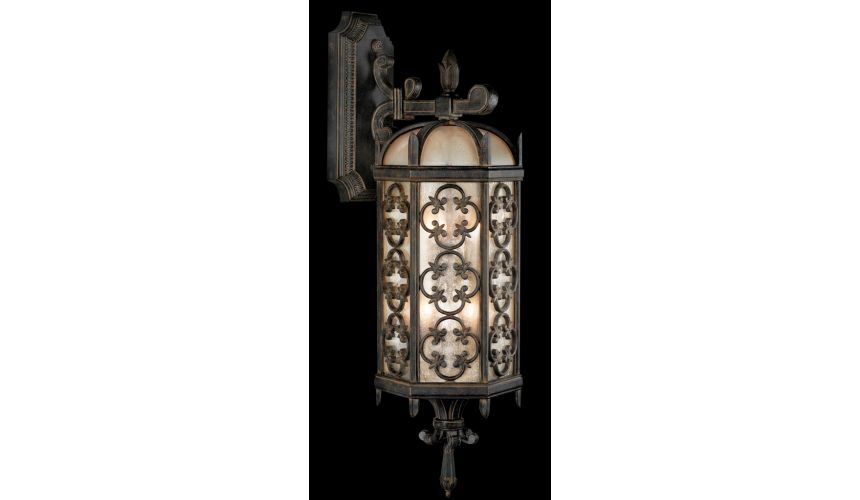 Lighting Large top wall mount in stylized quatrefoil design