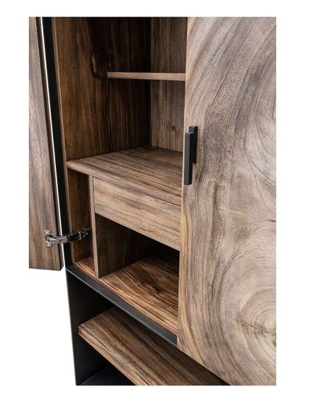 Classy and exquisite wardrobe